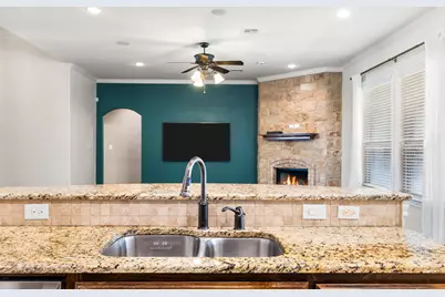2304 Augustine, Waco, TX 76712 - Photo 17
