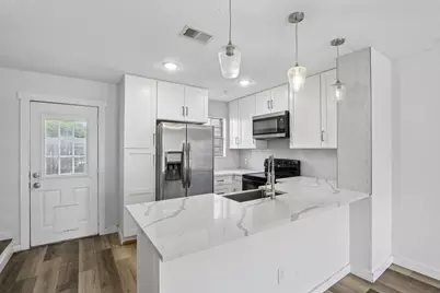 2400 Jupiter Road #6, Plano, TX 75074 - Photo 9