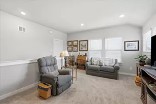 10533 Big Lagoon Dr, Fort Worth, TX 76179 - Photo 15
