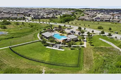 10533 Big Lagoon Drive, Fort Worth, TX 76179 - Photo 23