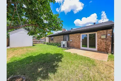 2212 Benbrook Drive, Carrollton, TX 75007 - Photo 33