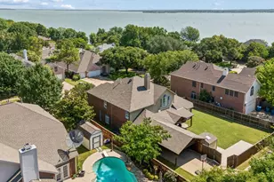 8710 Creekside Dr, Rowlett, TX 75089 - Photo 5