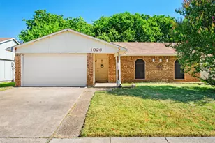 1026 Santa Fe Trail, Grand Prairie, TX 75052 - Photo 1