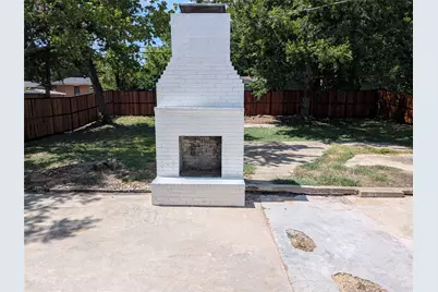 1337 Adelaide Drive, Dallas, TX 75216 - Photo 9