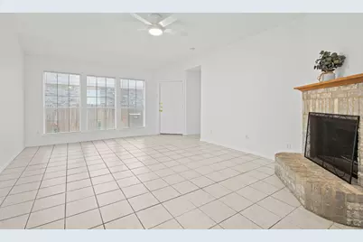 1011 Waterview Drive, Little Elm, TX 75068 - Photo 5