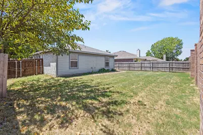 1011 Waterview Drive, Little Elm, TX 75068 - Photo 19