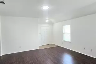 323 Vernon St, Anna, TX 75409 - Photo 3
