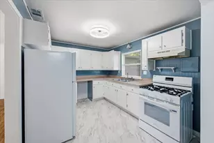 1304 Cardinal St, Arlington, TX 76010 - Photo 9
