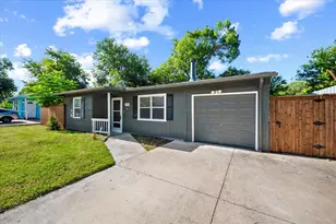 1304 Cardinal St, Arlington, TX 76010 - Photo 3
