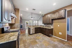 536 Forest Hill Dr, Coppell, TX 75019 - Photo 15