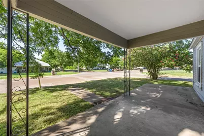 2225 Mitchell Avenue, Waco, TX 76708 - Photo 13