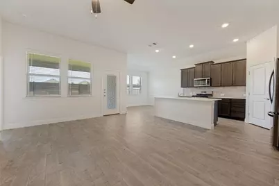 11000 Ranchera Drive, Aubrey, TX 76227 - Photo 9