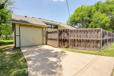 4610 Carmel Lane, Rowlett, TX 75088 - Photo 15