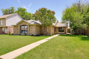 4610 Carmel Ln, Rowlett, TX 75088 - Photo 1