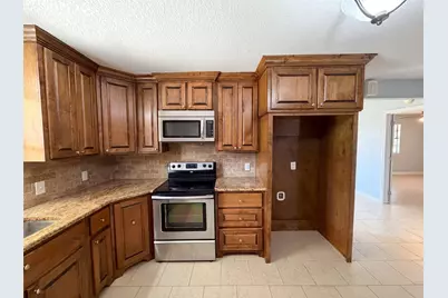 502 Jennings Street, Nocona, TX 76255 - Photo 9