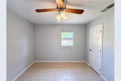 502 Jennings Street, Nocona, TX 76255 - Photo 11