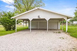 11755 Lingleville Rd, Stephenville, TX 76401 - Photo 19