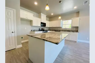 3406 Avon Drive, Denton, TX 76209 - Photo 3