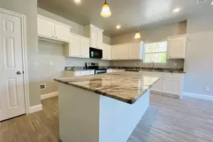3406 Avon Dr, Denton, TX 76209 - Photo 3