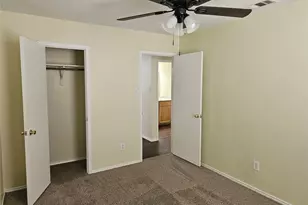 1205 Beeblossom Dr, DeSoto, TX 75115 - Photo 19