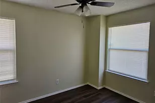 1205 Beeblossom Dr, DeSoto, TX 75115 - Photo 9