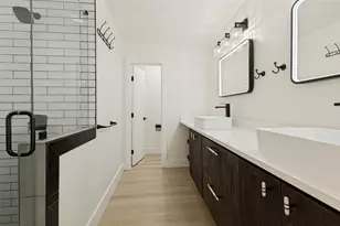 7219 E Mockingbird Ln, Dallas, TX 75214 - Photo 19