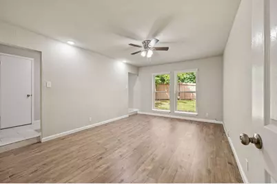515 Brynmawr Court, Arlington, TX 76014 - Photo 9
