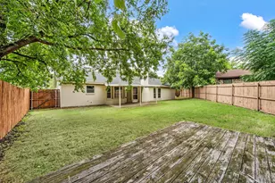 515 Brynmawr Ct, Arlington, TX 76014 - Photo 17