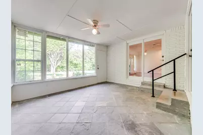 10715 Royal Springs Drive, Dallas, TX 75229 - Photo 11
