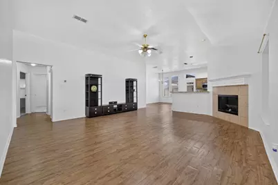 803 E Alexander Lane, Euless, TX 76040 - Photo 7