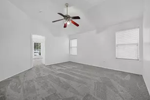 803 E Alexander Ln, Euless, TX 76040 - Photo 17