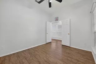 803 E Alexander Ln, Euless, TX 76040 - Photo 23
