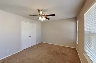 632 Hutchins Dr, Crowley, TX 76036 - Photo 9
