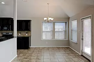 632 Hutchins Dr, Crowley, TX 76036 - Photo 3