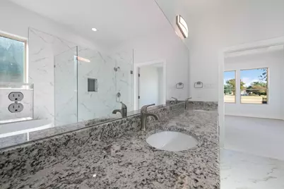 13027 Eagles Nest Drive, Whitney, TX 76692 - Photo 17