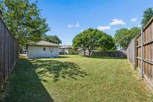8011 Eagle Trail, Dallas, TX 75238 - Photo 5