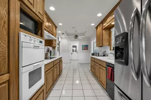 7101 Country Club Rd, Waco, TX 76710 - Photo 9