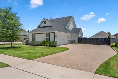 10112 Braided Briar Lane, Waco, TX 76712 - Photo 3