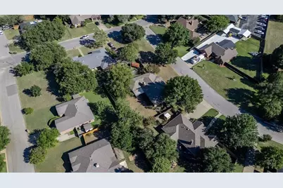 1634 Robin Place, Cleburne, TX 76033 - Photo 35