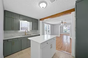 2724 E 12th St, Fort Worth, TX 76111 - Photo 15