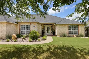 616 Parker Ln, Granbury, TX 76048 - Photo 1