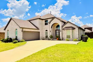 214 Tradd St, Glenn Heights, TX 75154 - Photo 1