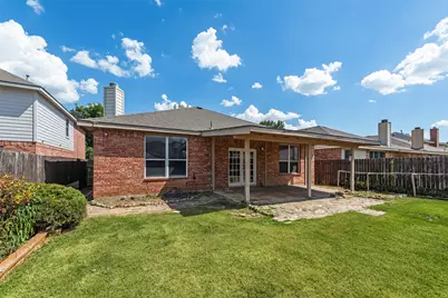 2808 Grandview Drive, Grand Prairie, TX 75052 - Photo 25