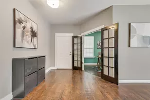 2808 Grandview Dr, Grand Prairie, TX 75052 - Photo 3