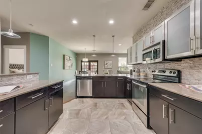 2808 Grandview Drive, Grand Prairie, TX 75052 - Photo 13