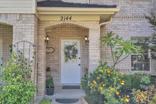 2144 Lakeforest Dr, Weatherford, TX 76087 - Photo 3