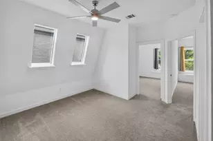 340 Oakbend Dr, Lewisville, TX 75067 - Photo 13