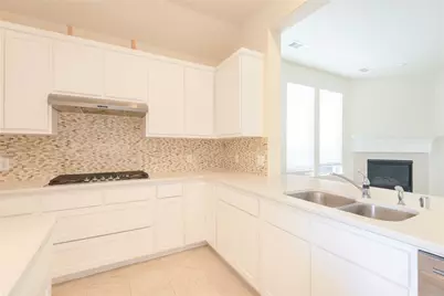709 Llano Falls Drive, McKinney, TX 75071 - Photo 9