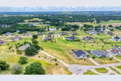 717 Coastal Meadows Court, Granbury, TX 76049 - Photo 5