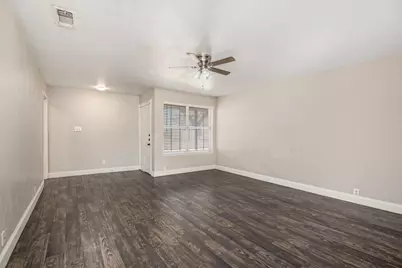6913 W Cleburne Road, Fort Worth, TX 76133 - Photo 3